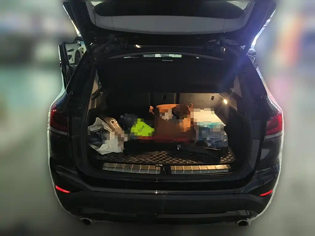 Photo 5 - BMW X1