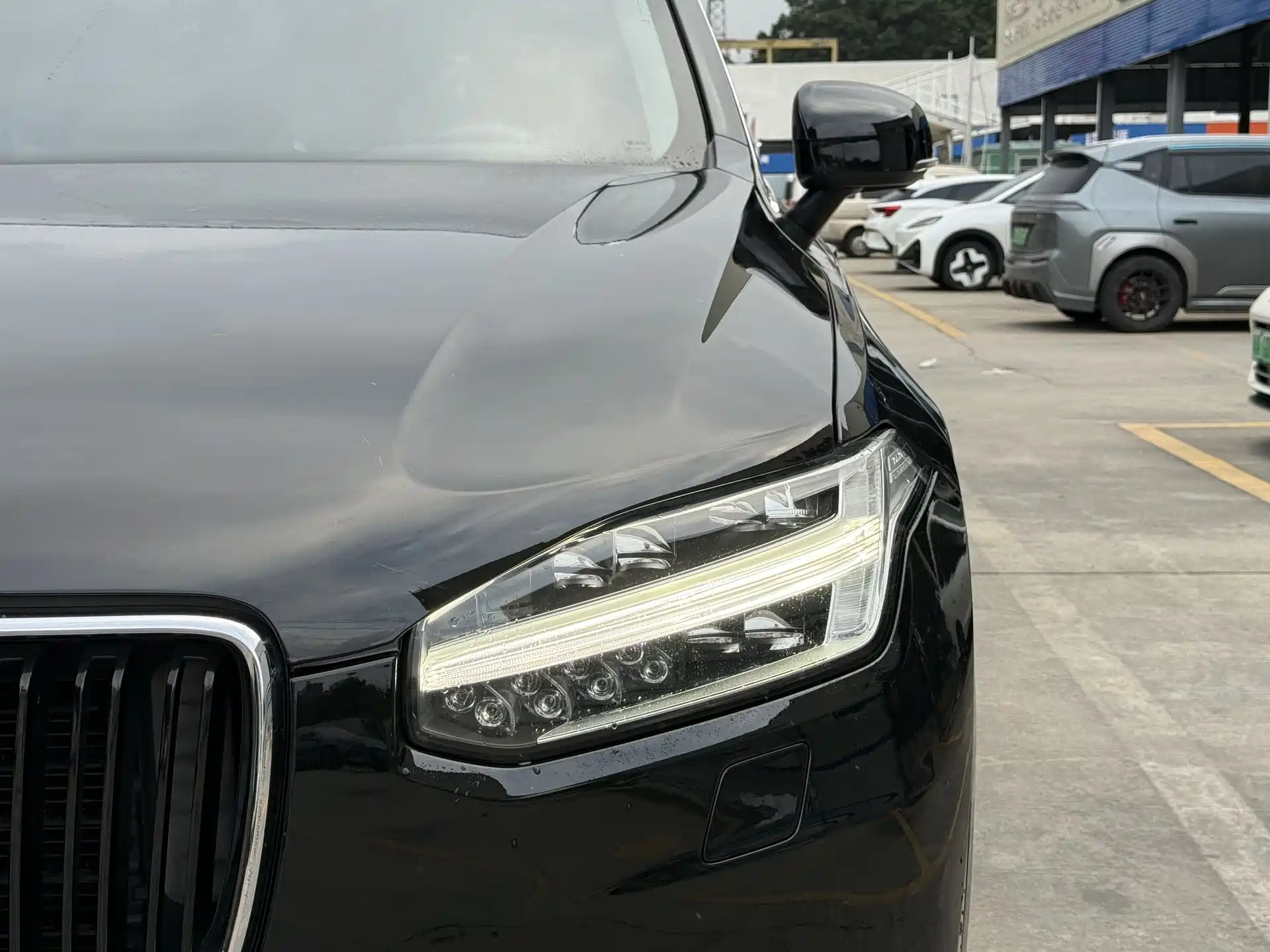 صورة 13 - Volvo XC90