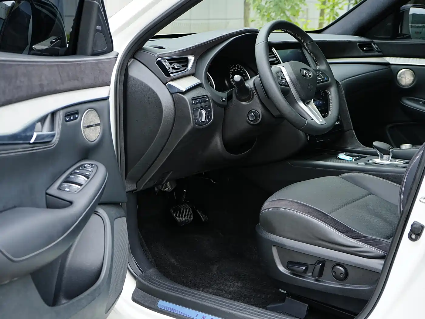 Infiniti QX50 2024 2022 2.0T AWD Flagship Edition