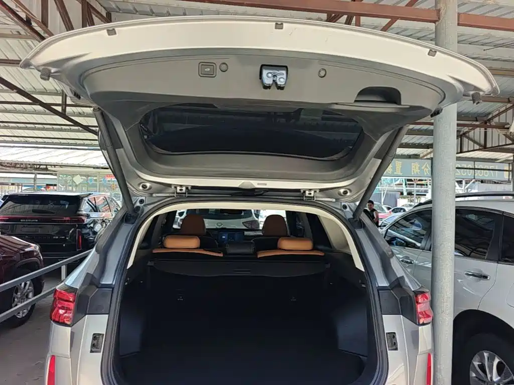 Фото 19 - Haval H6