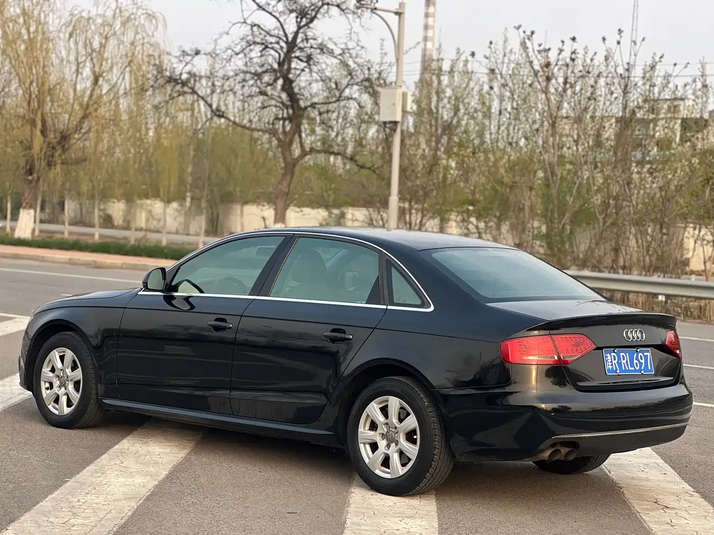 Audi A4L 2011 2.0 TFSI Technology фото 21
