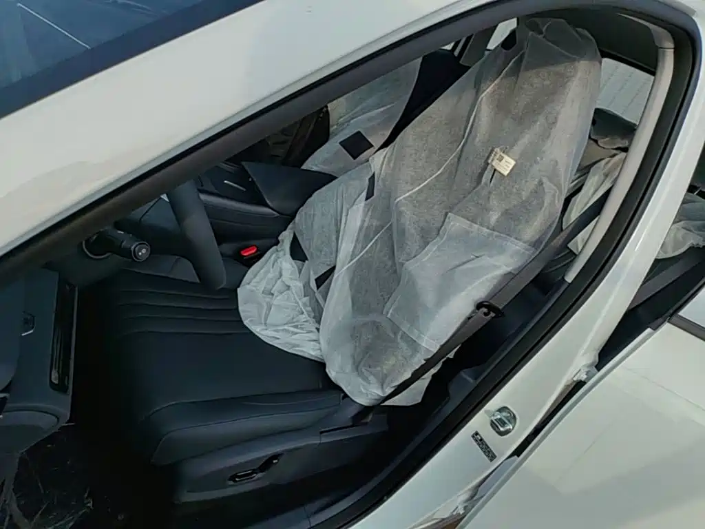 Geely Galaxy Galaxy E5 2026 2026 530km Voyager Edition