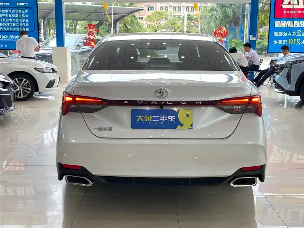 Toyota Avalon 2019 2.0L Progressive Edition (China VI) фото 12