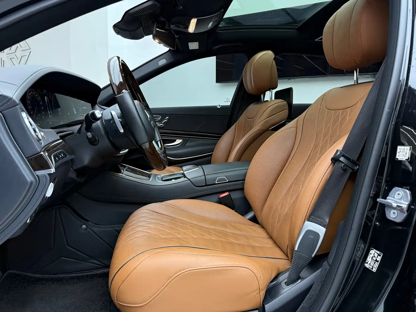 Mercedes-Benz Maybach S-Class 2020 S 450 4MATIC Collector's Edition фото 3