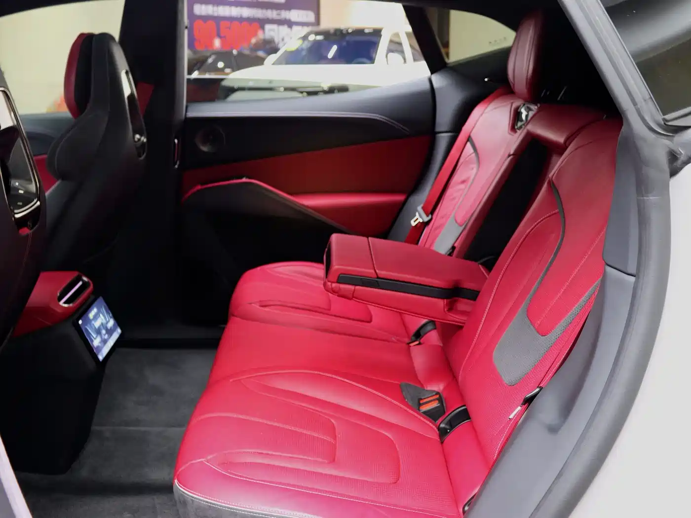 LOTUS SPORTS CAR ELETRE