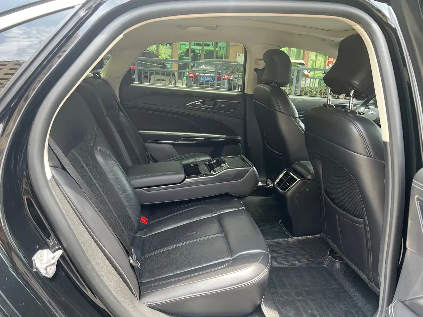 Ford Taurus 2019 EcoBoost 245 Premium Edition фото 11