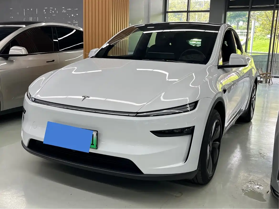 Tesla Model Y 2026 2026 Rear-Wheel Drive