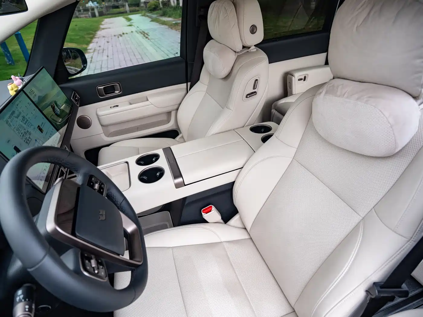 Li Auto MEGA 2026 2025 Model Home Family Special Edition