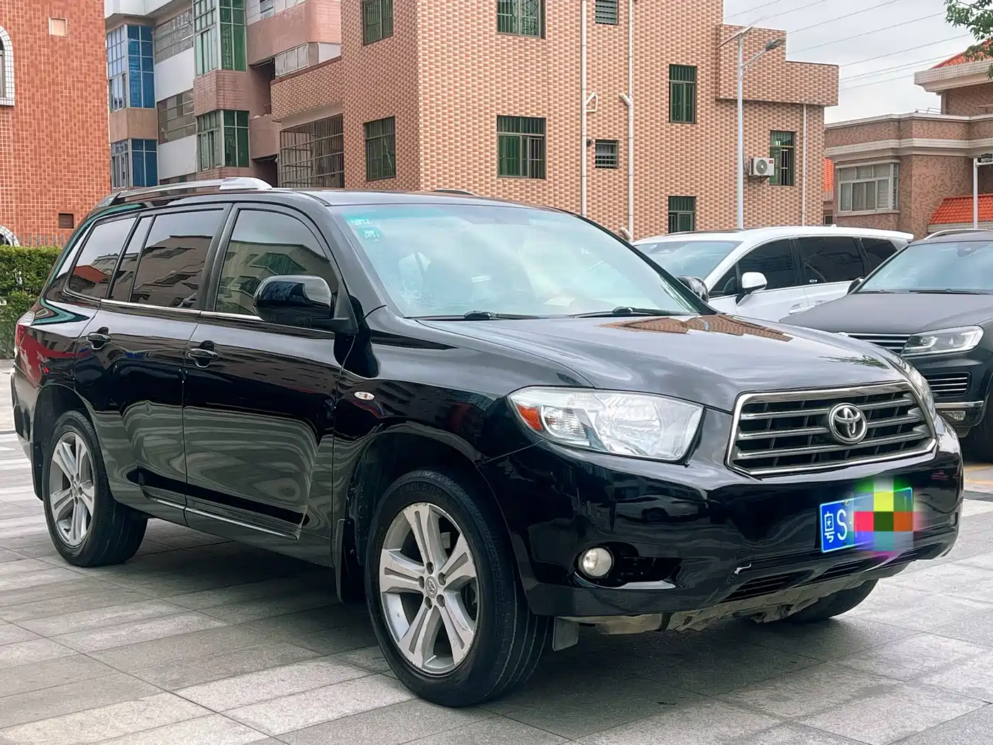 Toyota Highlander 2009 2.7L 2WD 7-seater Luxury Edition фото 3