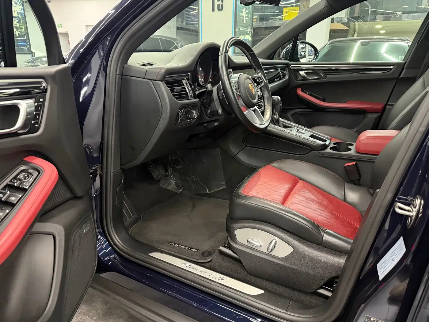 Porsche Macan 2021 Macan S 3.0T фото 4
