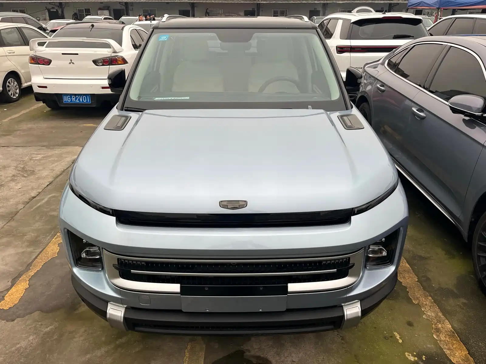 Фото 2 - Geely ICON
