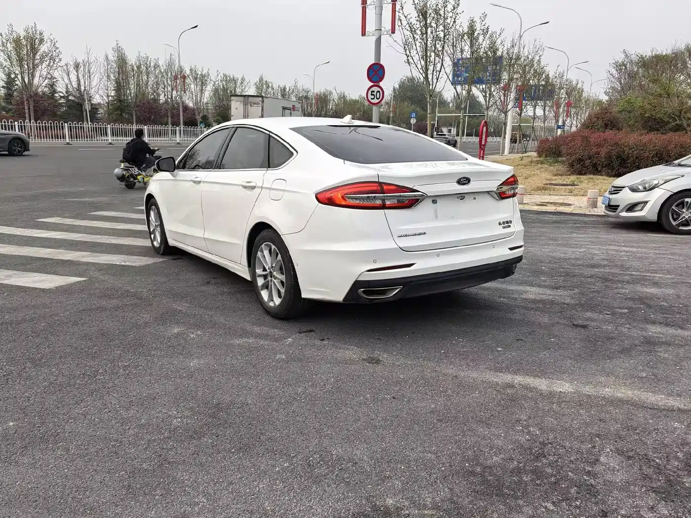 FORD MONDEO