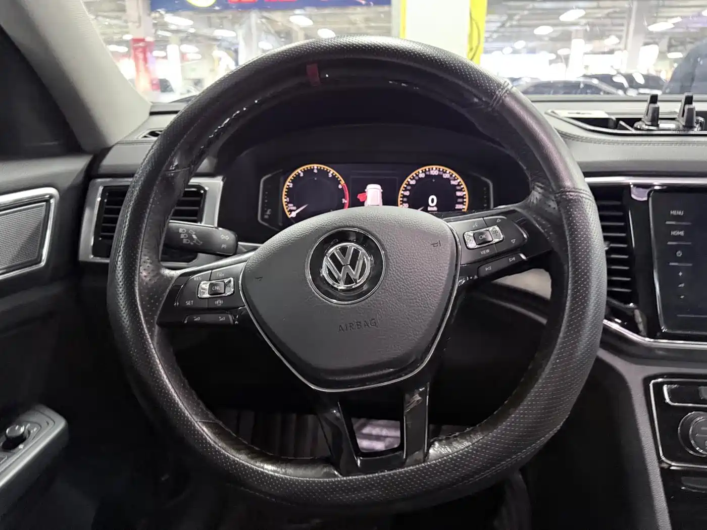 Volkswagen Teramont 2019 380TSI 4WD Luxury Edition China VI фото 11