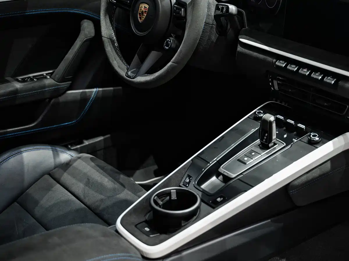 Porsche 911 2023 Dakar 3.0T фото 41