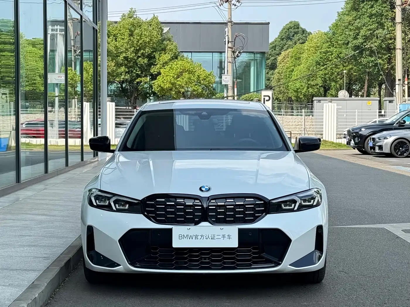 BMW 3 Series 2024 325Li M Sport Shadowline Package фото 2