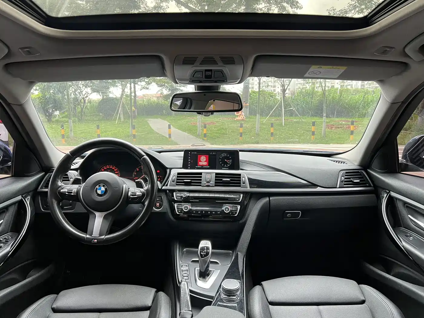 BMW 3 Series 2018 320Li Leading M Sport Package фото 5