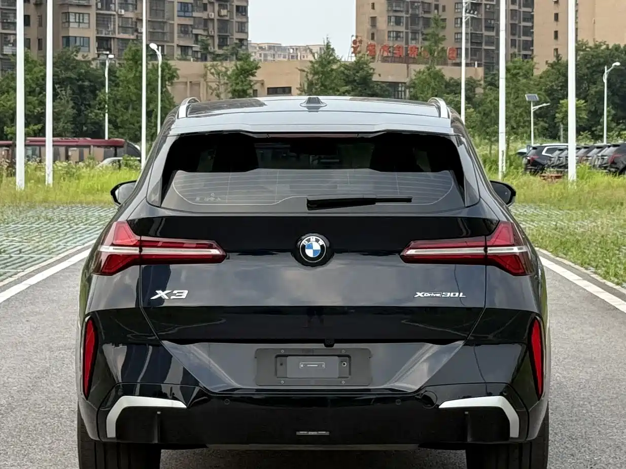 Photo 5 - BMW X3
