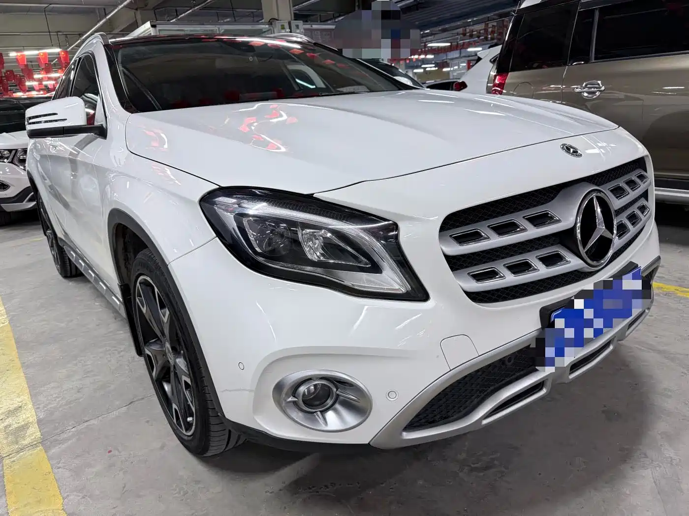 Mercedes-Benz GLA 2017 GLA 220 4MATIC Fashion фото 3