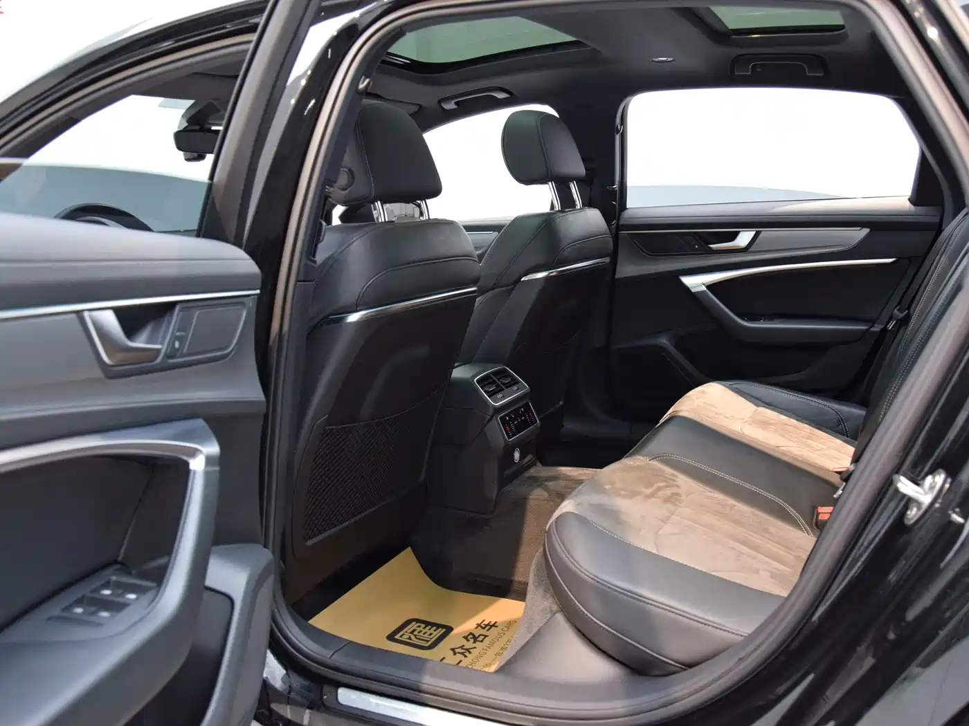 Audi A6L 2022 45 TFSI Premium Dynamic фото 8