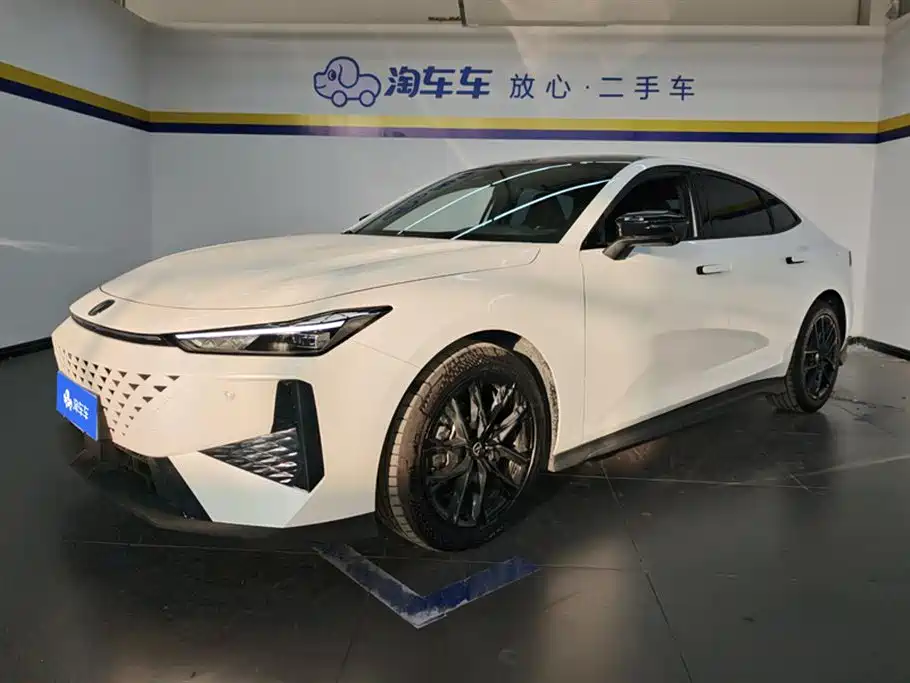 Changan UNI-V 2024 1.5T Deluxe