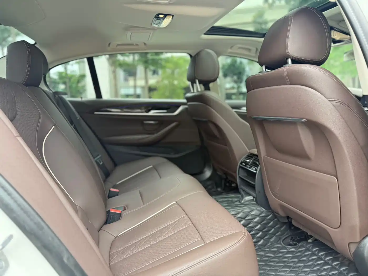 BMW 5 Series 2021 525Li Luxury Package фото 13