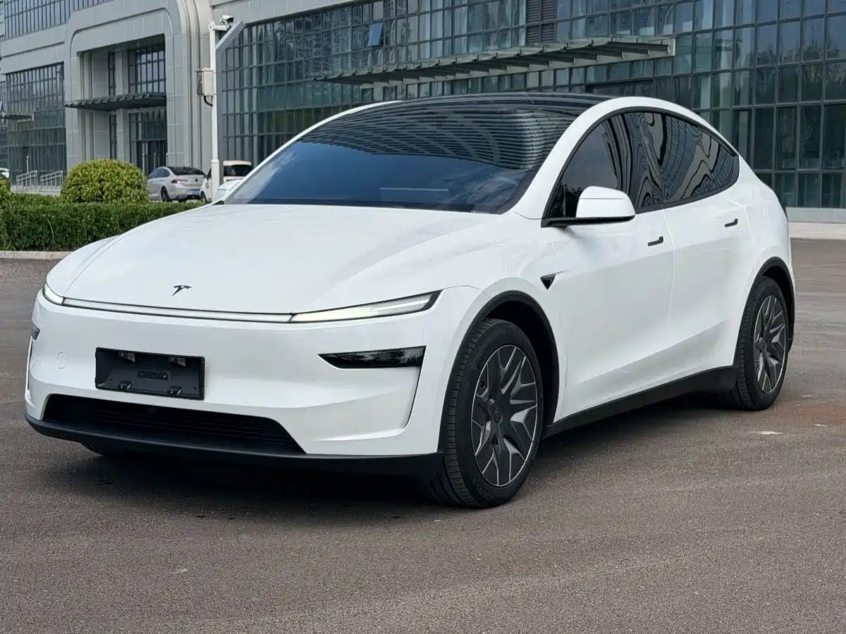 Tesla Model Y L 2025 2025 Facelift Long Range AWD