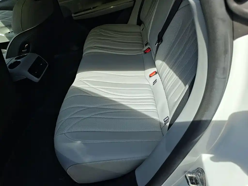 Geely Galaxy Galaxy E8 2025 2025 700km Long Voyage Smart Drive Edition