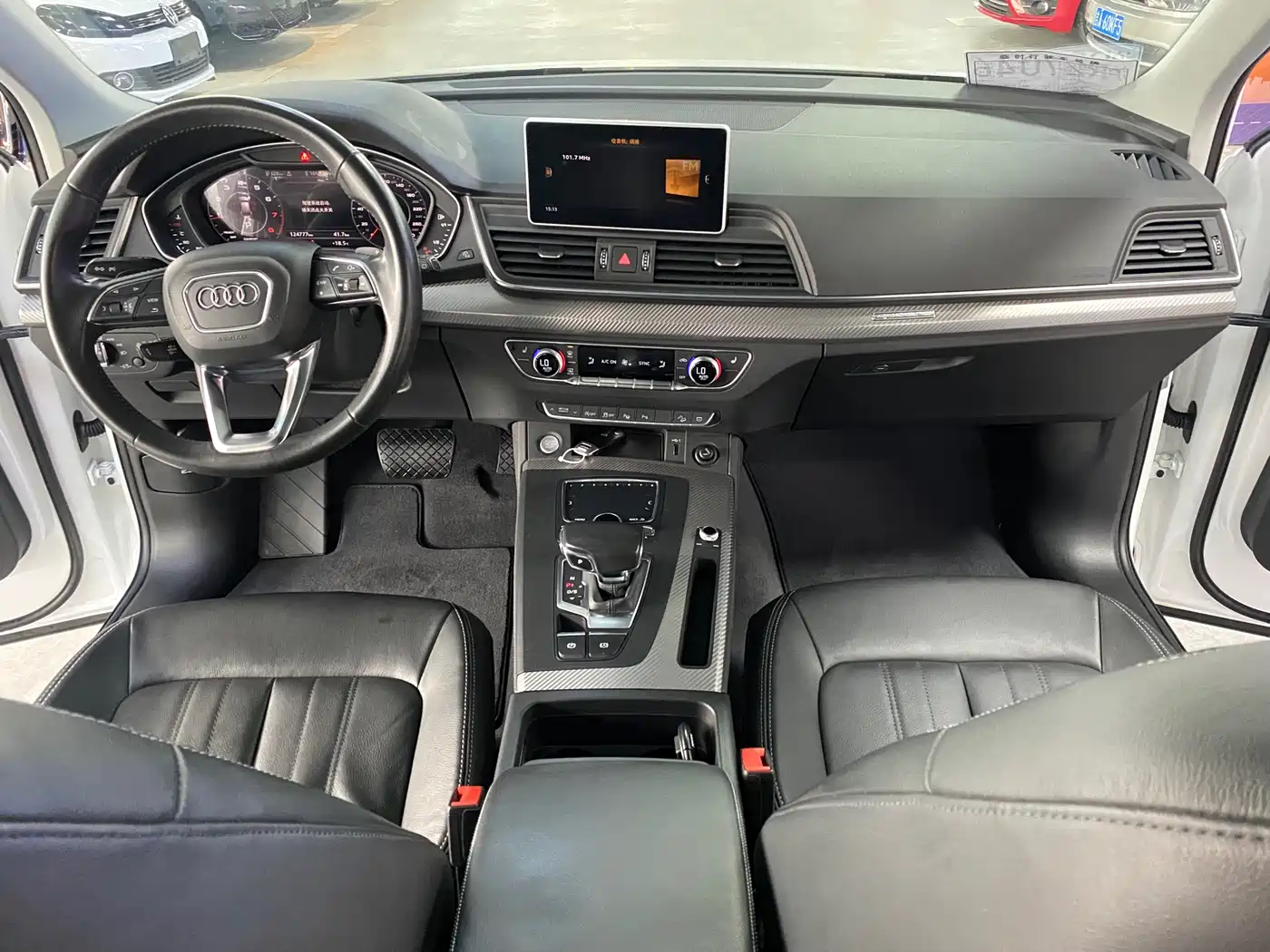 Audi Q5L 2020 45 TFSI Exclusive Fashion фото 14