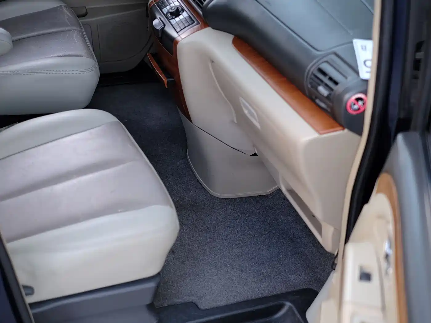 Dongfeng Yuxuan 2008 2007 2.5L Automatic Flagship Edition