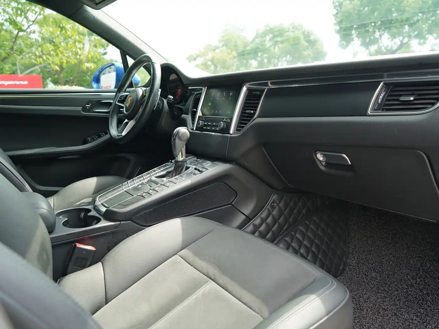 Фото 7 - Porsche Macan