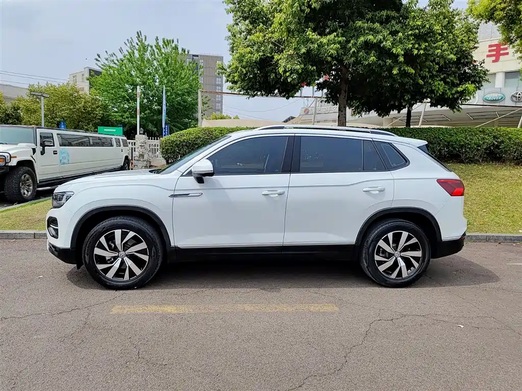 Volkswagen Tayron 2021 280TSI 2WD Luxury Smart Connect фото 3