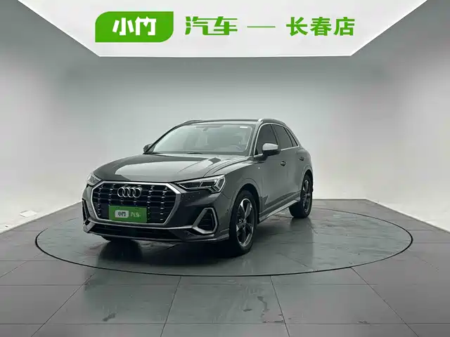 Audi Q3 35 TFSI, Стиль Драйв