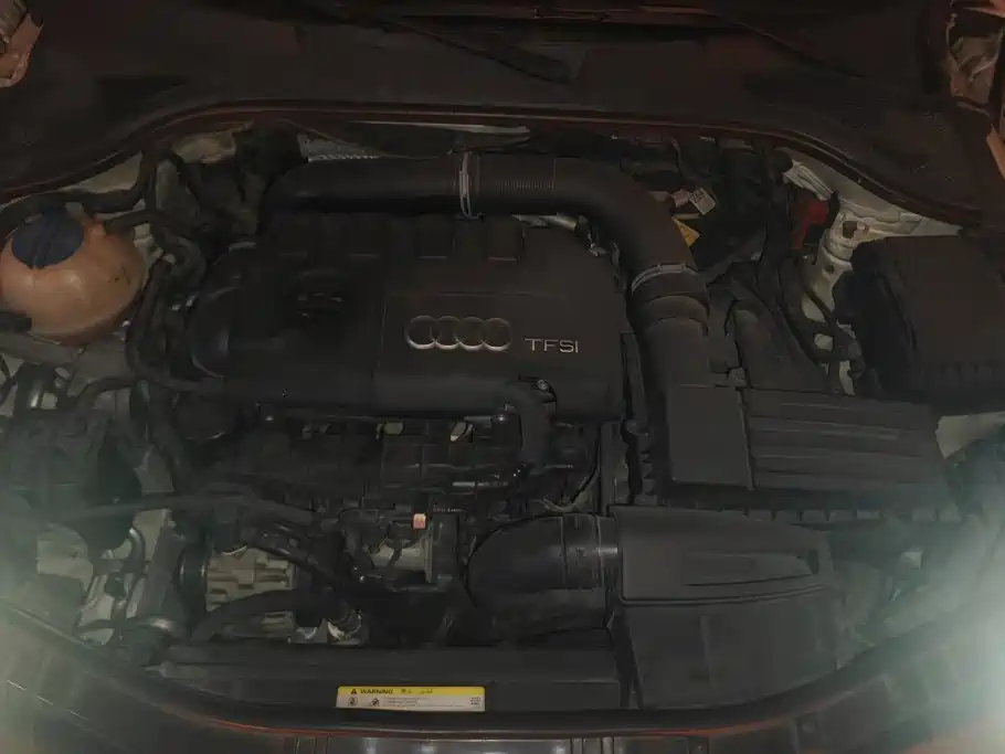 Photo 10 - Audi TT