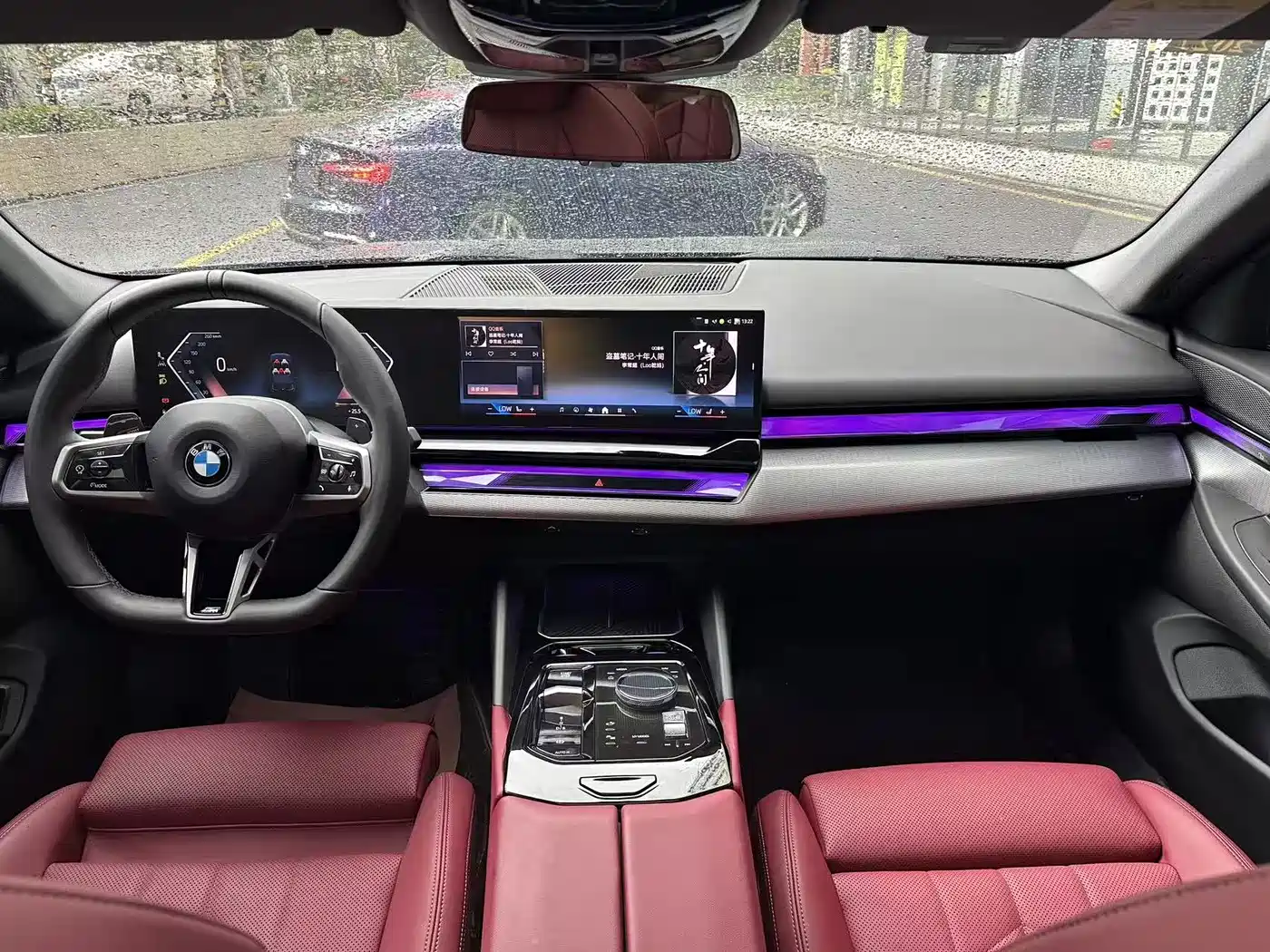 2025 BMW 5 Series (Import)