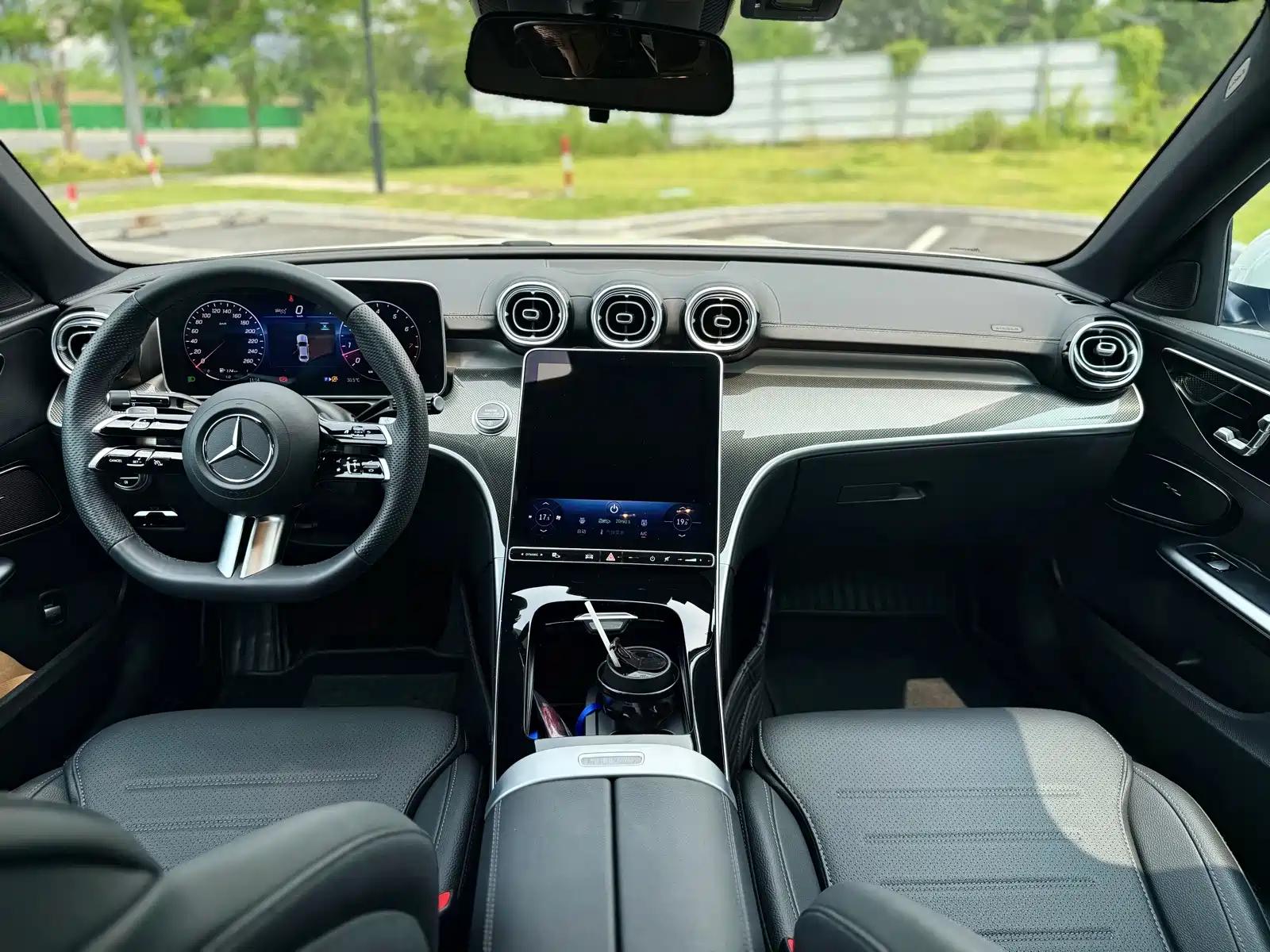 Фото 22 - Mercedes-Benz C-Class