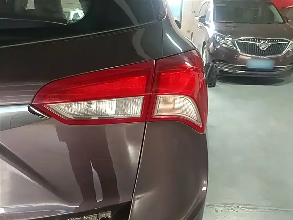 Buick Envision Plus 2018 28T 4WD Elite фото 8