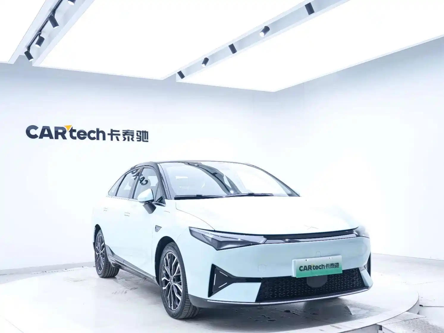 Фото 6 - XPeng P5