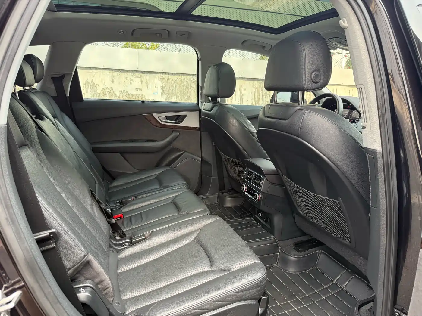 Audi Q7 2019 55 TFSI S line Sport фото 14