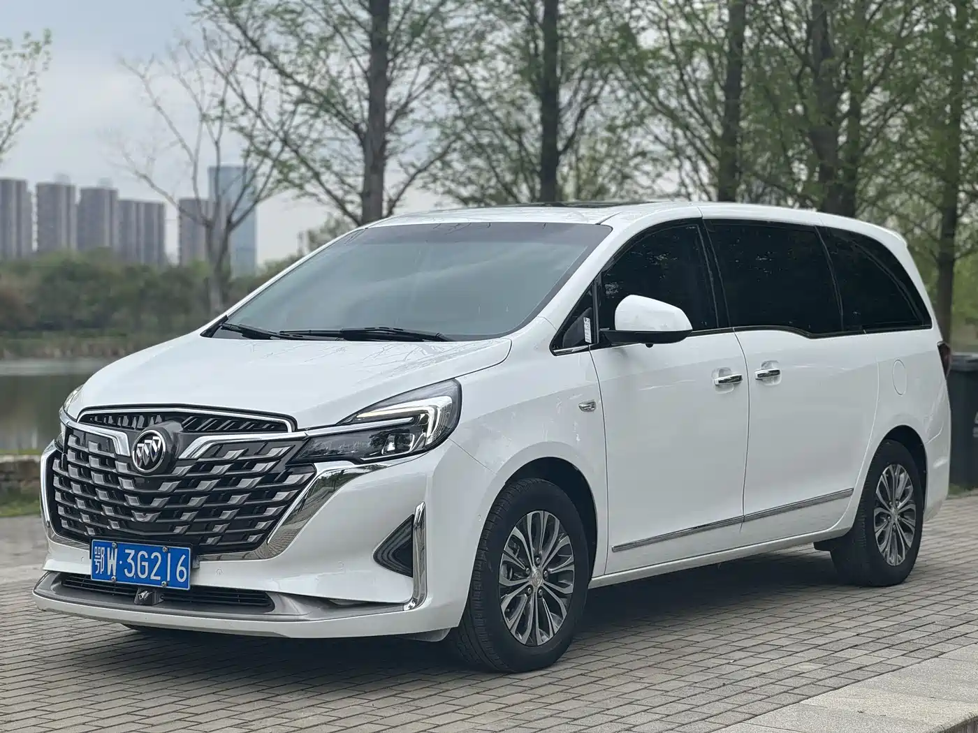 BUICK GL8
