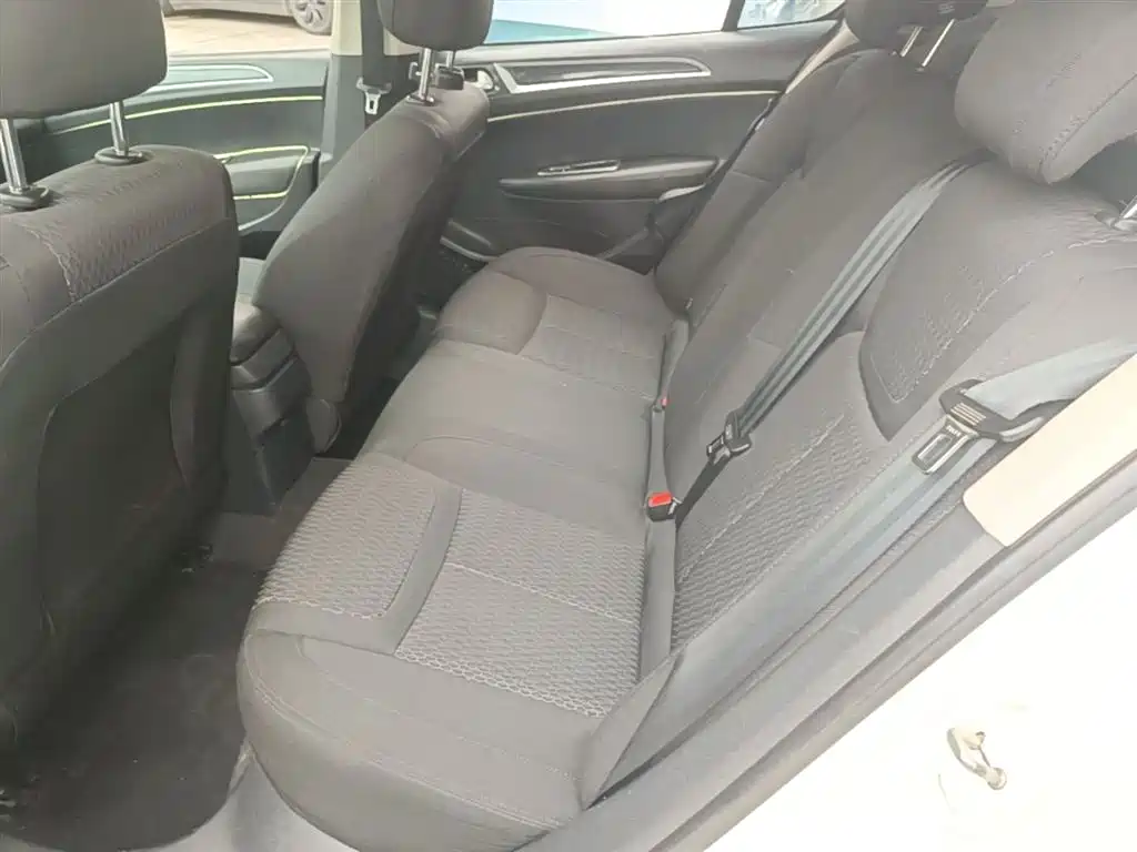 Peugeot 308 2014 Model Joy Edition Classic 1.6L Manual Trend Style фото 17