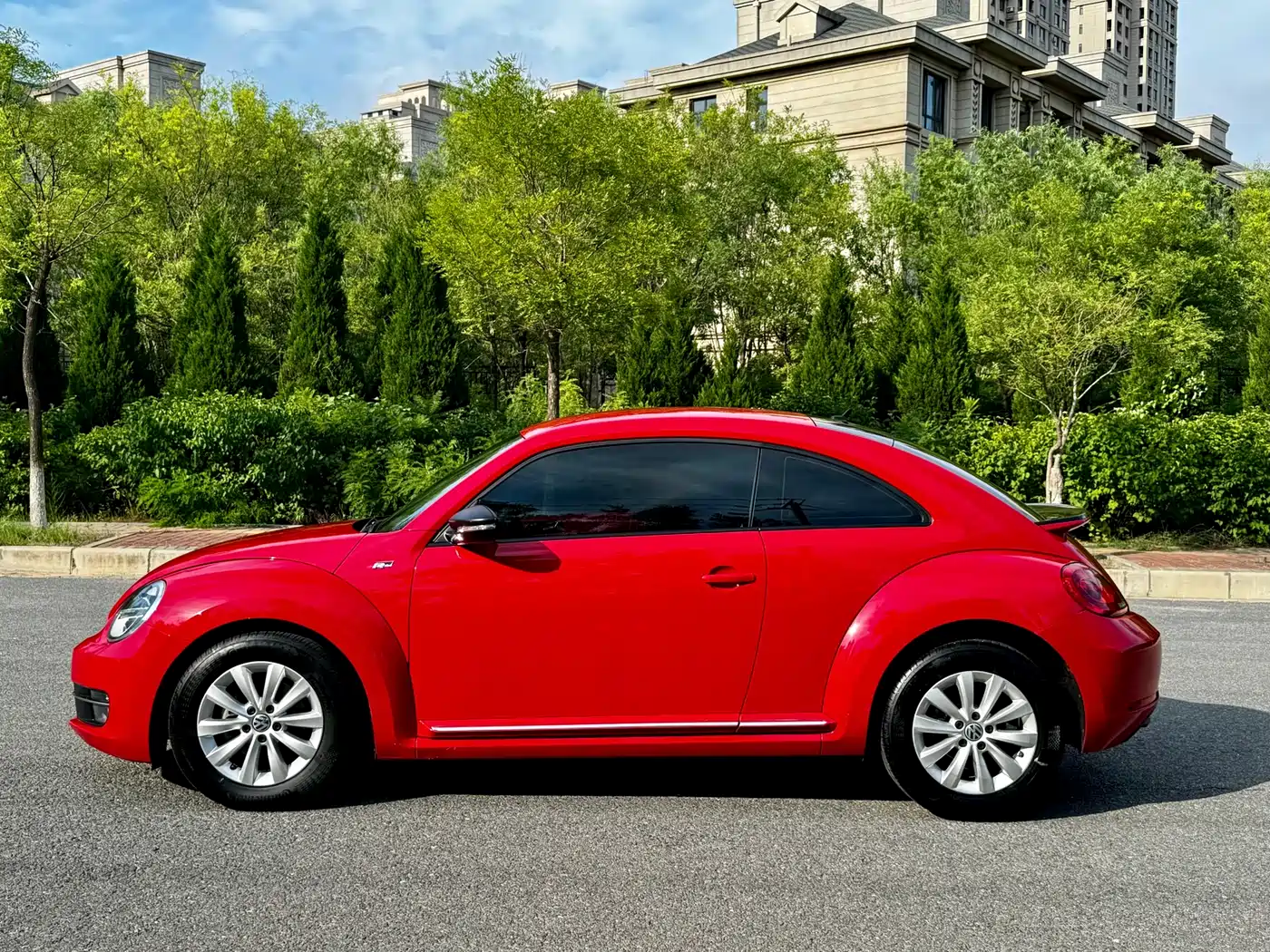 Volkswagen Beetle 2014 1.4TSI Fashion Edition фото 5