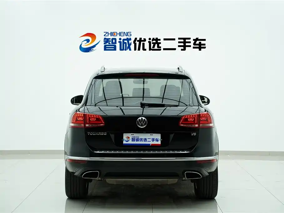 Фото 5 - Volkswagen Touareg