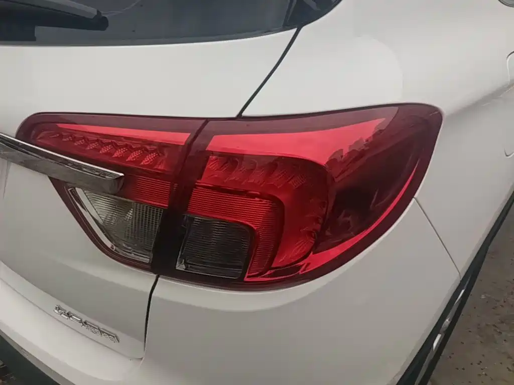 Фото 24 - Buick Envision Plus