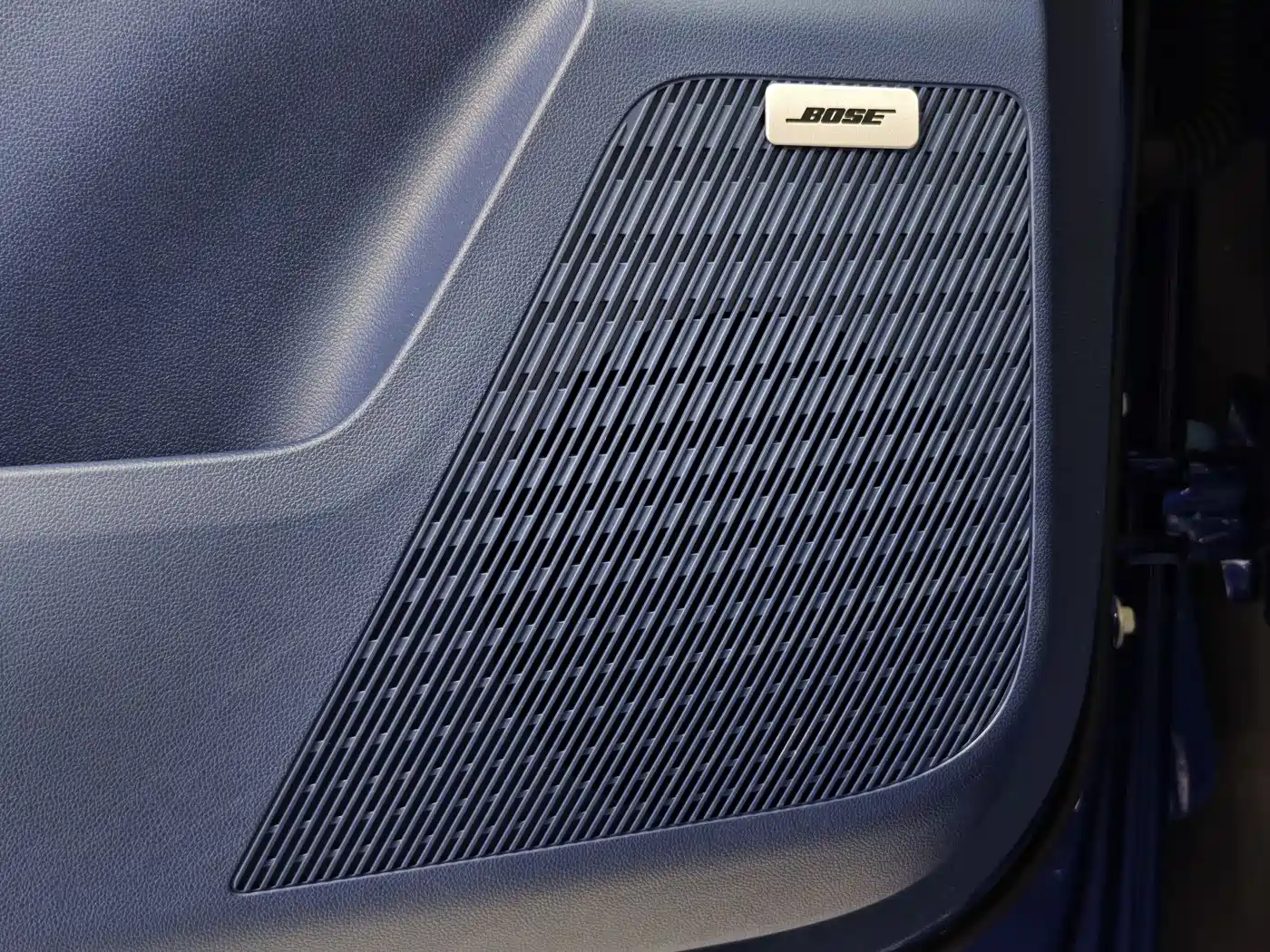 BUICK GL8 NEW ENERGY