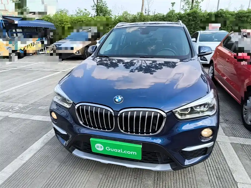 BMW X1 2018 sDrive18Li Premium Model фото 3