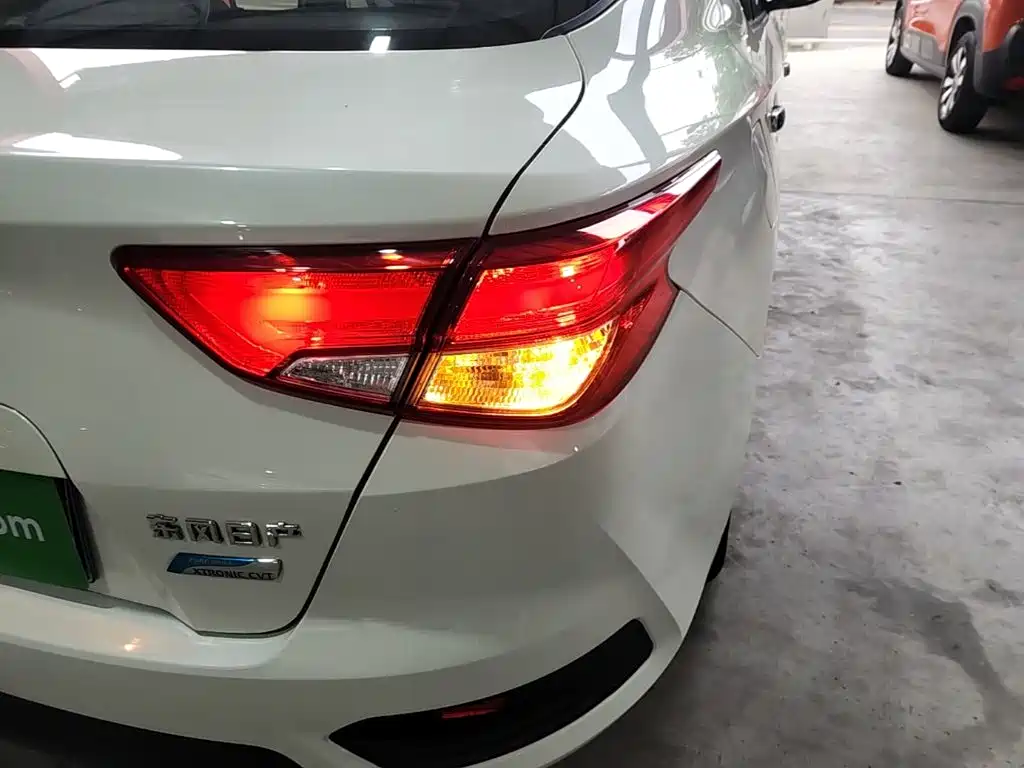 Nissan Bluebird 2020 2020 1.6L CVT Cool Edition