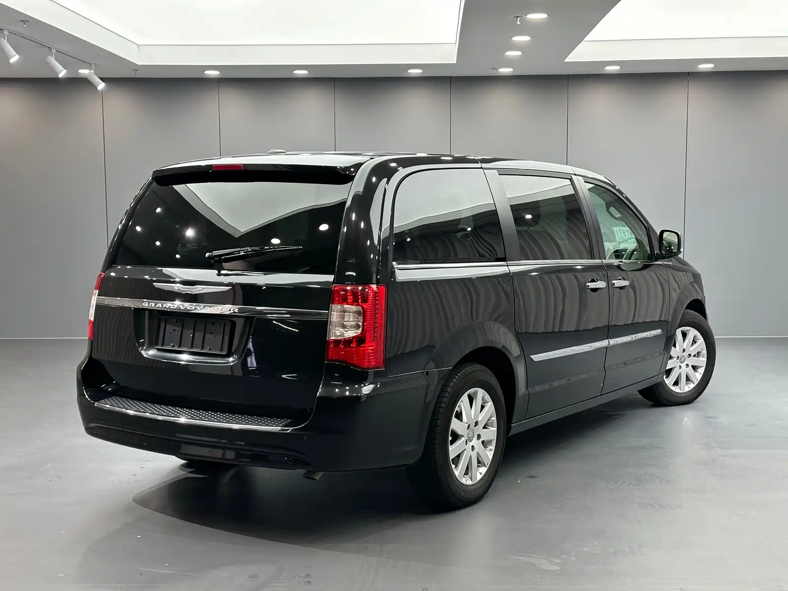 Фото 4 - Chrysler Pacifica
