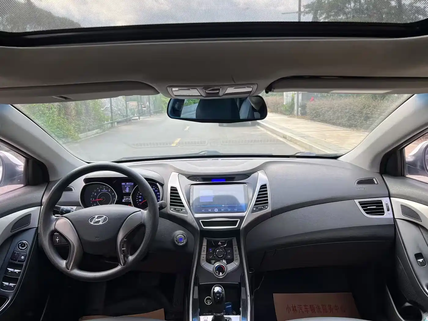Hyundai Langdong 2013 1.6L Automatic Leading фото 6