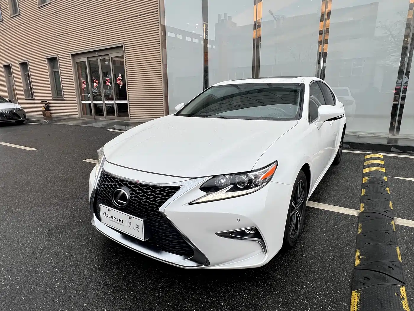 Lexus ES 2015 200 Elite Edition