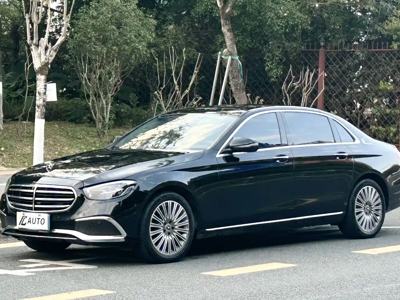  E CLASS
